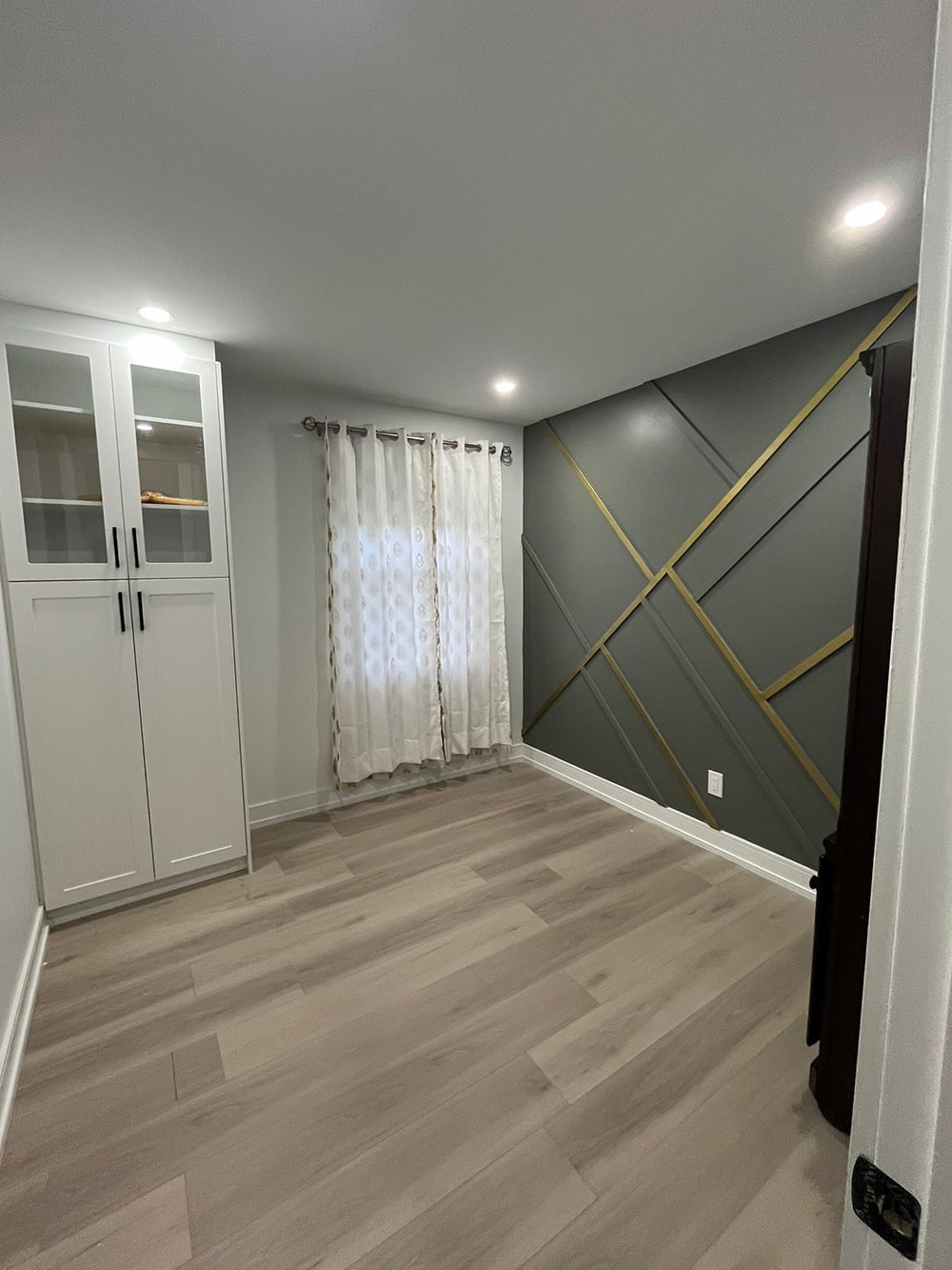gallery100